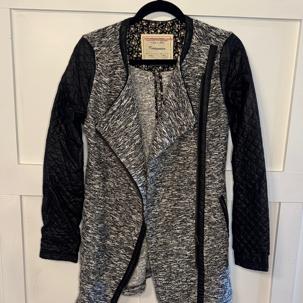 Cartonnier Black and White Textured Jacket